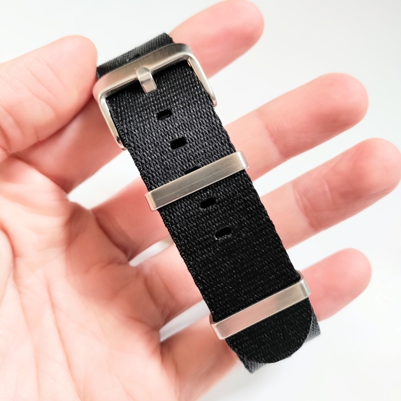 New Black Jacquard Nylon NATO Watch Strap (The Echelon Collection) - Picture 2 of 6